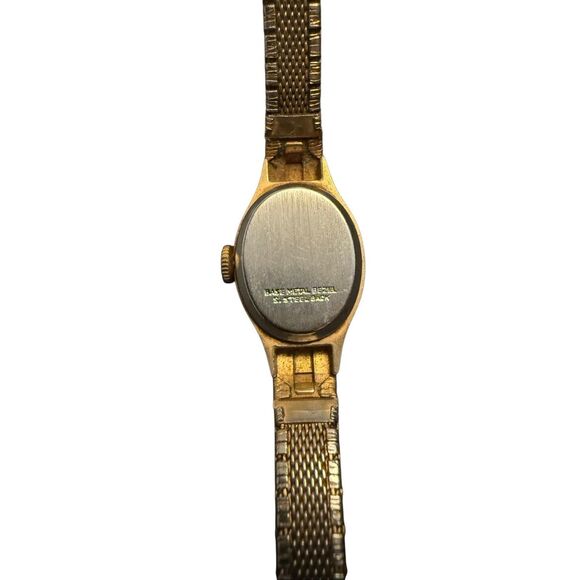 Vintage Timex Ladies Gold Tone Textured Wrist Watch Adjustable Untested - Picture 2 of 5